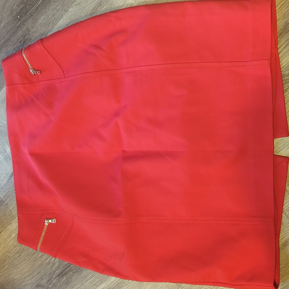 Red pencil ♥️ Express skirt - Picture 2 of 7